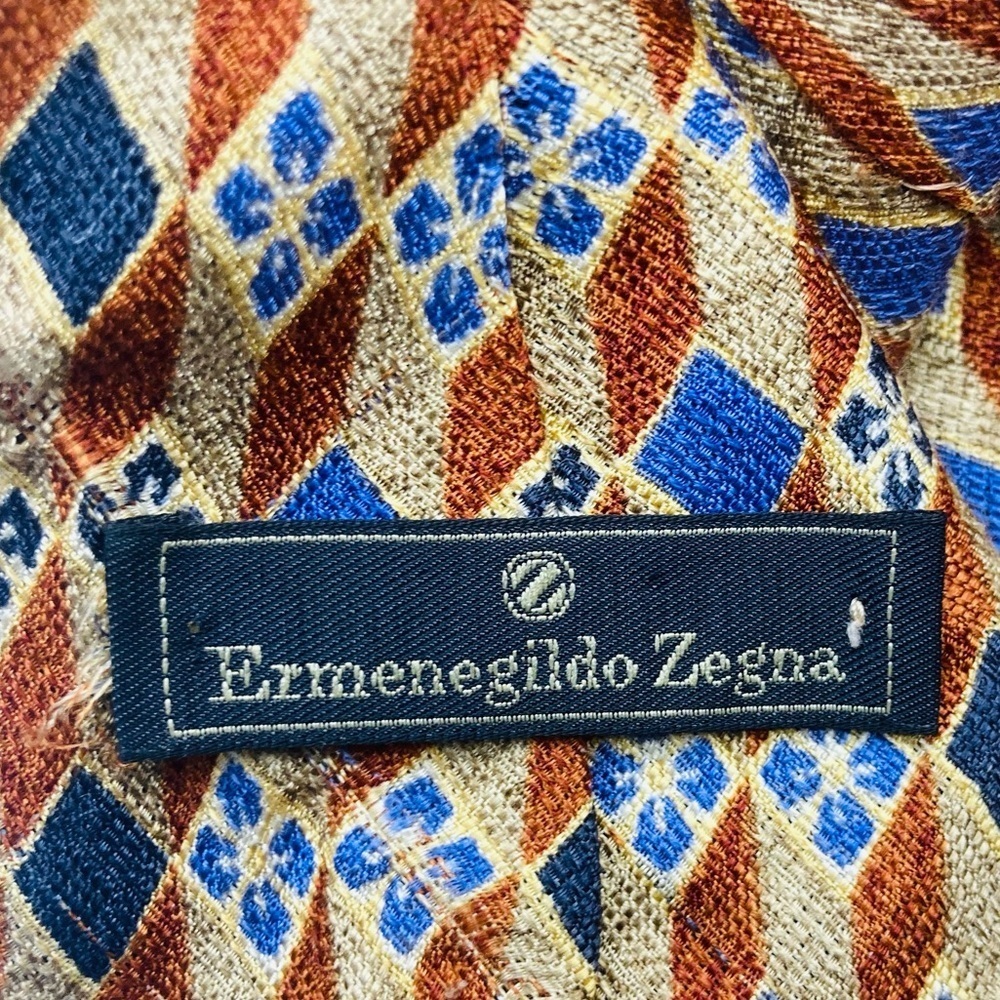 Ermenegildo Zegna gold orange and blue vintage geometric print silk tie. - Picture 3 of 4